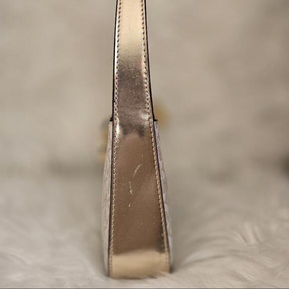 Lyra Small Pochette - Picture 2 of 5